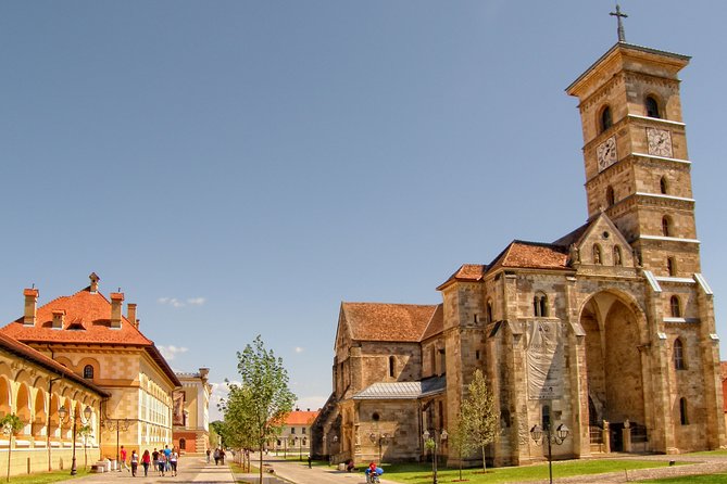 Tour to Corvin Castle in Hunedoara & Alba Iulia - Alba Iulia: Roman foundations and a star-shaped fortress