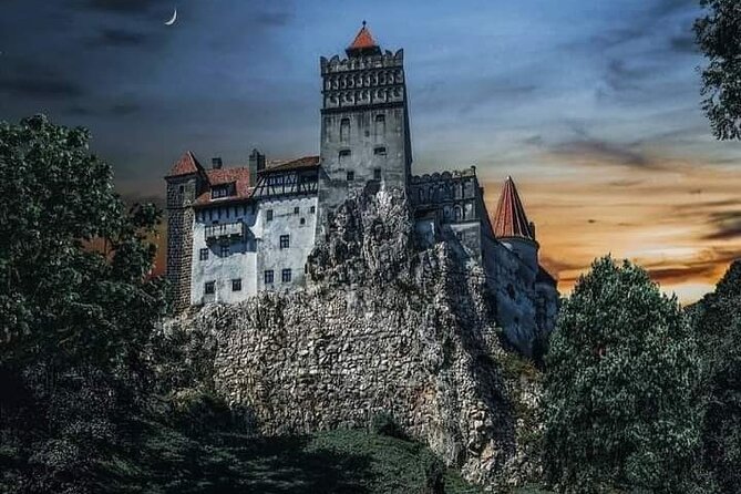 Transfer Bucharest -Brasov with Targoviste and Bran Castle visits - Key points before you book