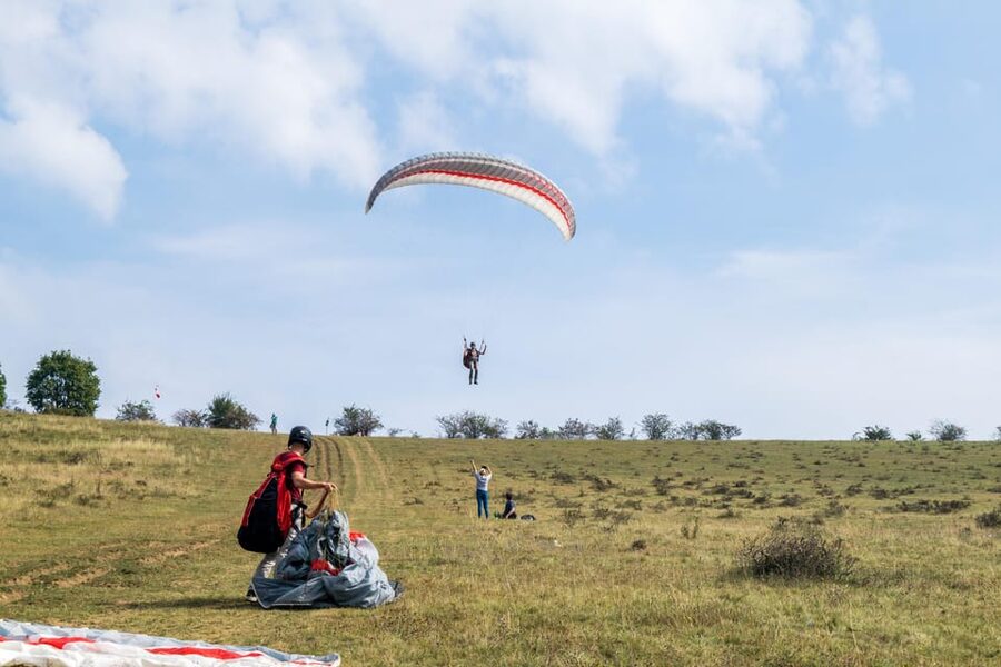 Transylvania Targu-Mures: Paraglider pilot for a day - What this Targu-Mures paragliding day really is