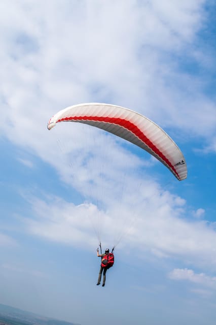 Transylvania Targu-Mures: Paraglider pilot for a day - What the Transylvanian setting adds