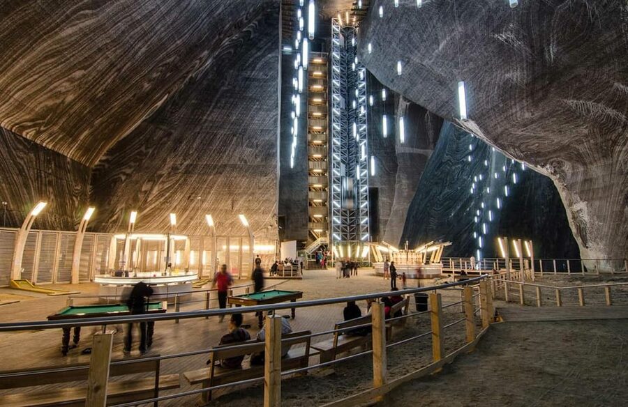 Turda Salt Mine : 1 Day auto tour from Oradea - How to plan the nine-hour day