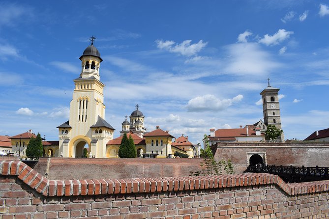 Turda Salt Mine and Hunedoara Corvin Castle from Cluj - The Hunyad family, legends, and medieval defenses