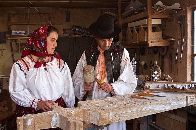 Two days tour to Maramures: local experiences and culture - Six details that define this Maramures tour