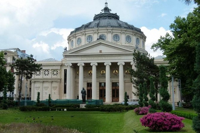 Walking tour of Bucharest - Why this Bucharest walk is worth your time