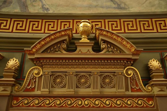 Walking tour of Bucharest - Price, group size, and what you receive